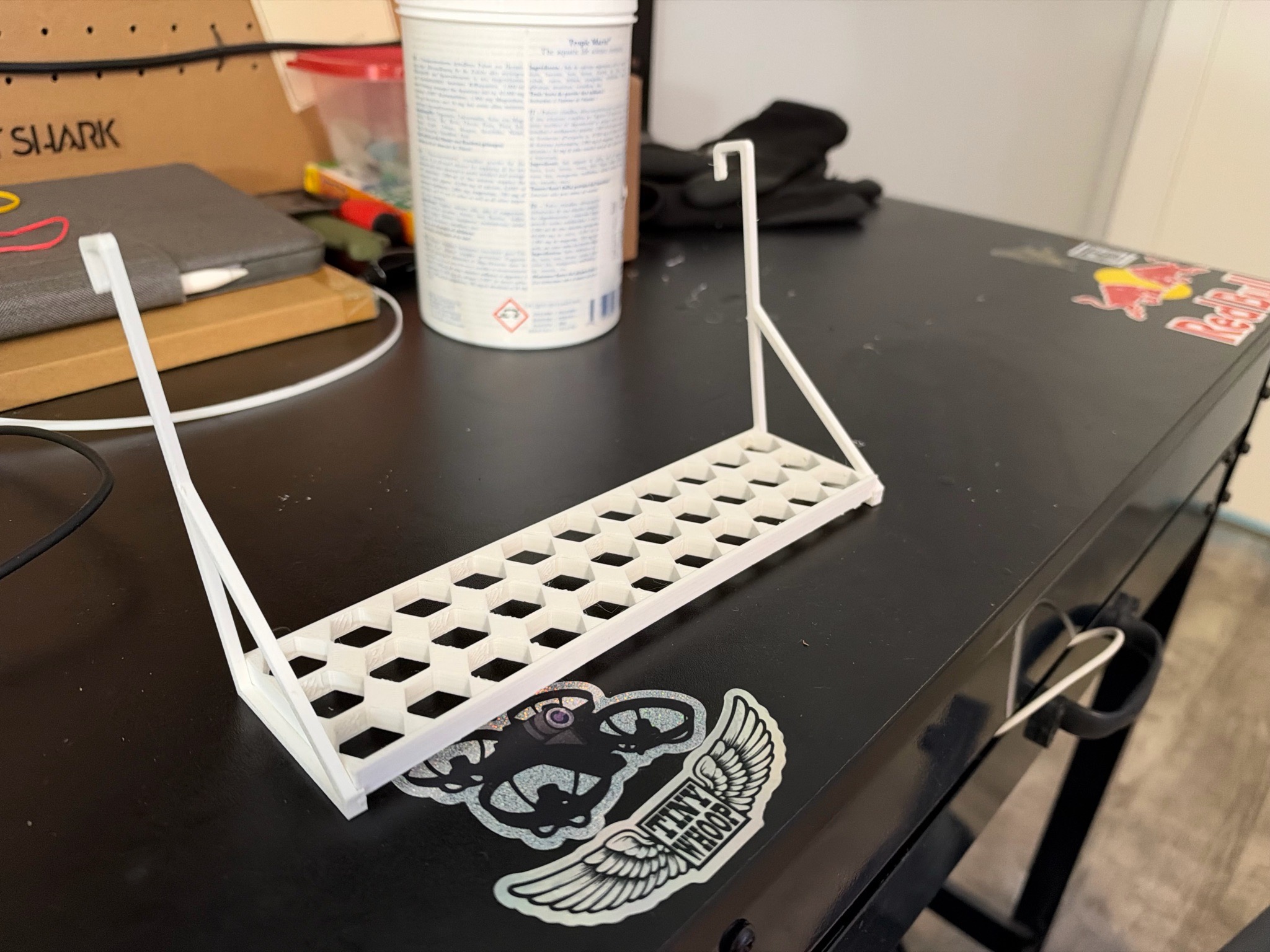 Custom 3d printed frag rack for 2x2 frag tiles