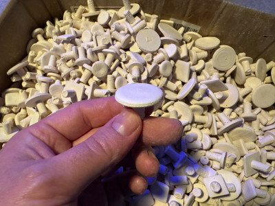 1.25” Ceramic Plug (Round)